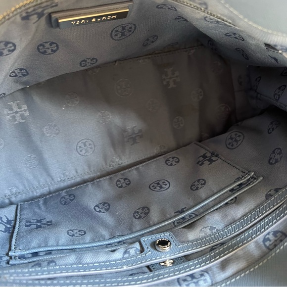 Tory Burch Robinson Double Zip Tote Crossbody Blue Saffiano Leather $495 - Picture 13 of 17